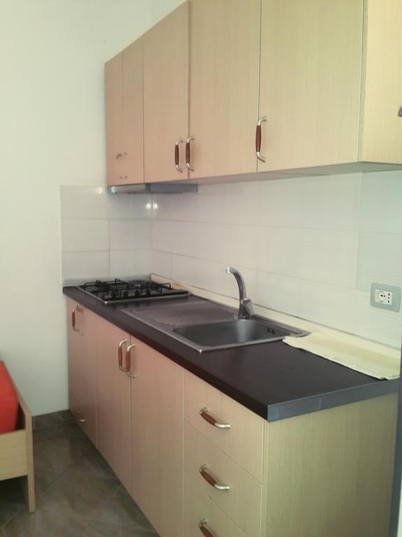 Velaj Apartments Орікум Екстер'єр фото