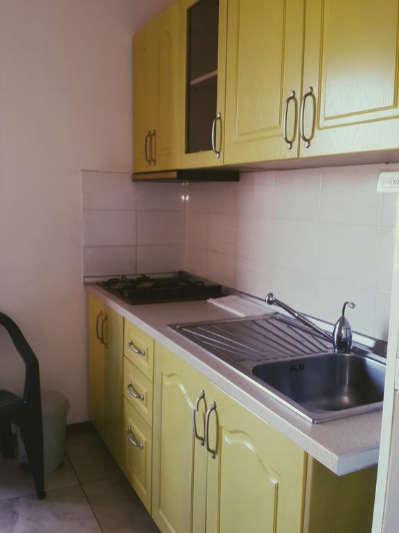 Velaj Apartments Орікум Екстер'єр фото
