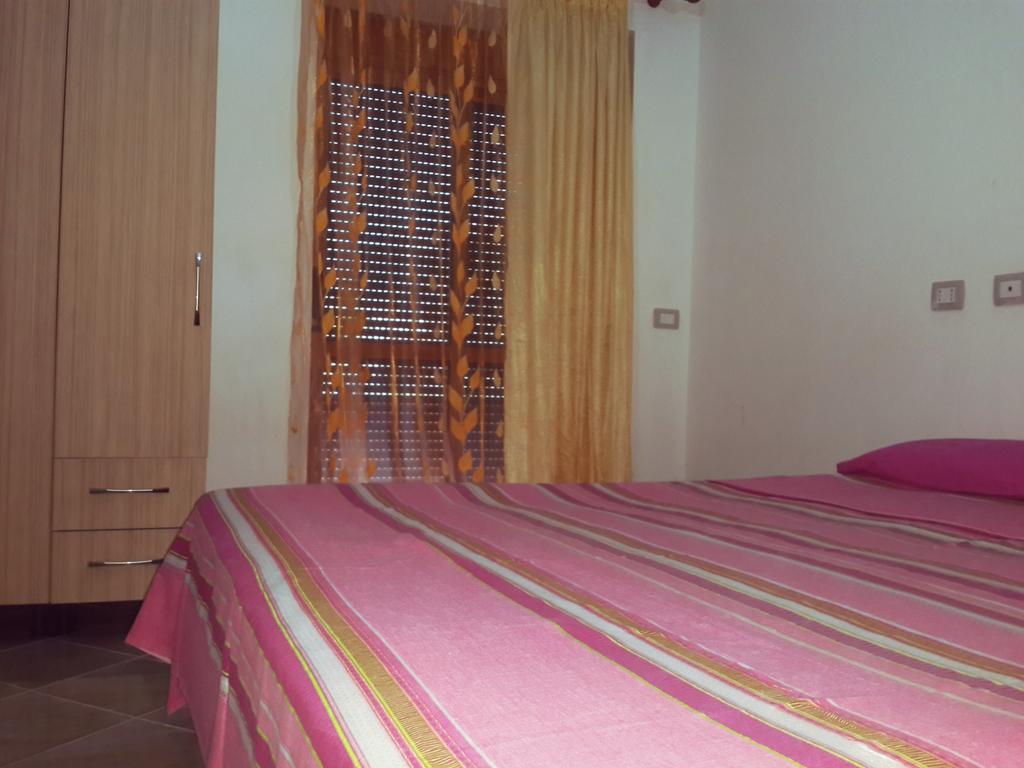Velaj Apartments Орікум Екстер'єр фото
