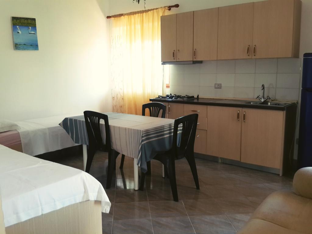 Velaj Apartments Орікум Екстер'єр фото