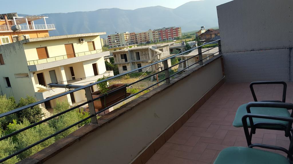 Velaj Apartments Орікум Екстер'єр фото